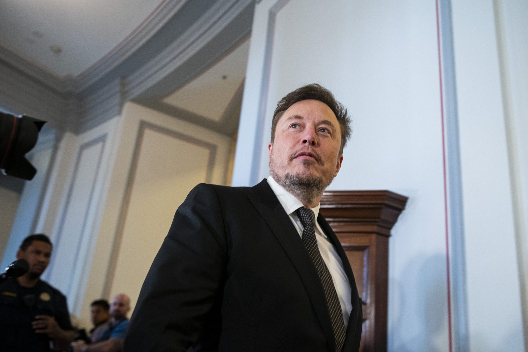 Elon Musk’s Starlink service denial in Ukraine war operation prompts Senate scrutiny over his ‘outsized role’