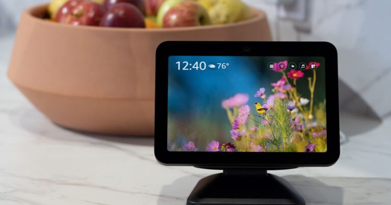 Hands-on with the third-gen Echo Show 8 smart display
