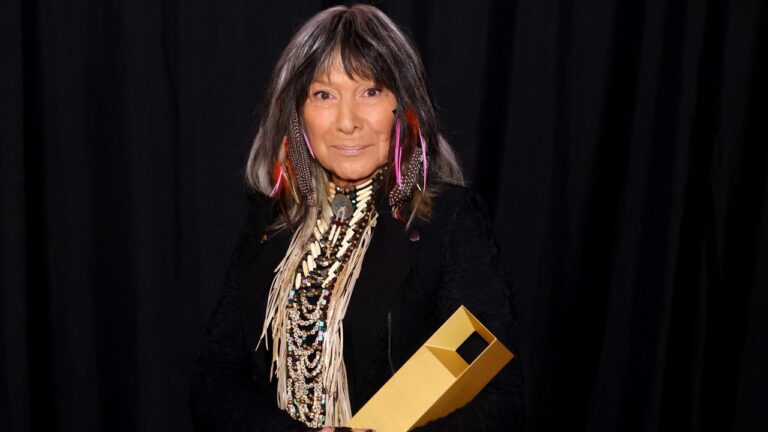 Buffy Sainte-Marie Releases Statement About Indigenous Heritage Ahead of Investigative Report