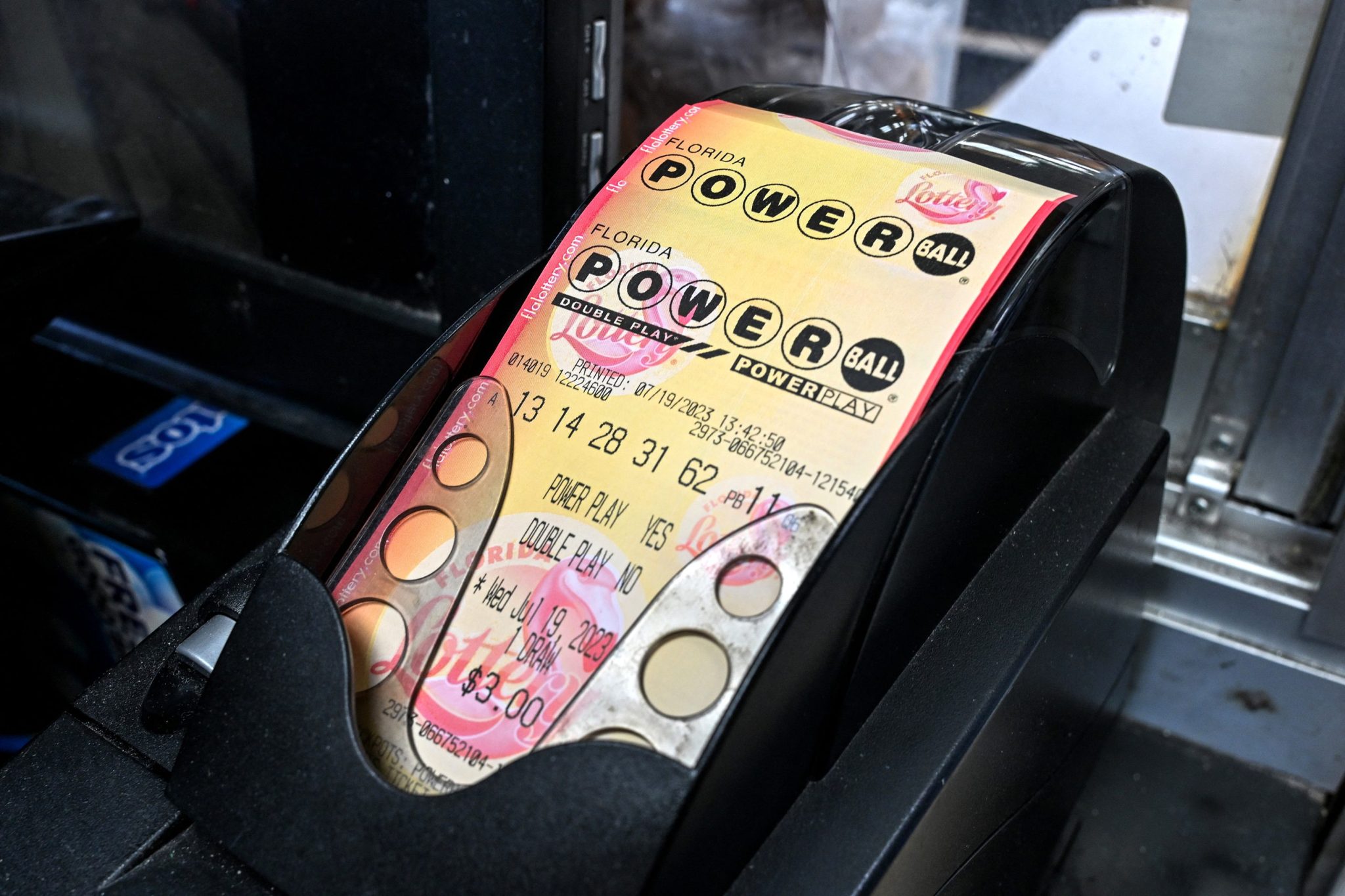 Powerball lottery jackpot crosses $1 billion mark