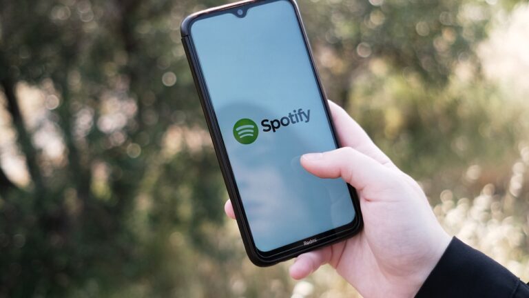 Spotify Plots Change to Royalties Structure, With a Minimum Streams Per Song Requirement for Payout