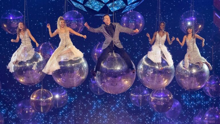 ‘Dancing With the Stars’ Crowns Season 32 Champion — See Which Couple Took Home the Mirrorball Trophy!
