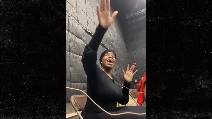 Fantasia Barrino Belts Out ‘I’m Here’ from ‘Color Purple’ at Table Read