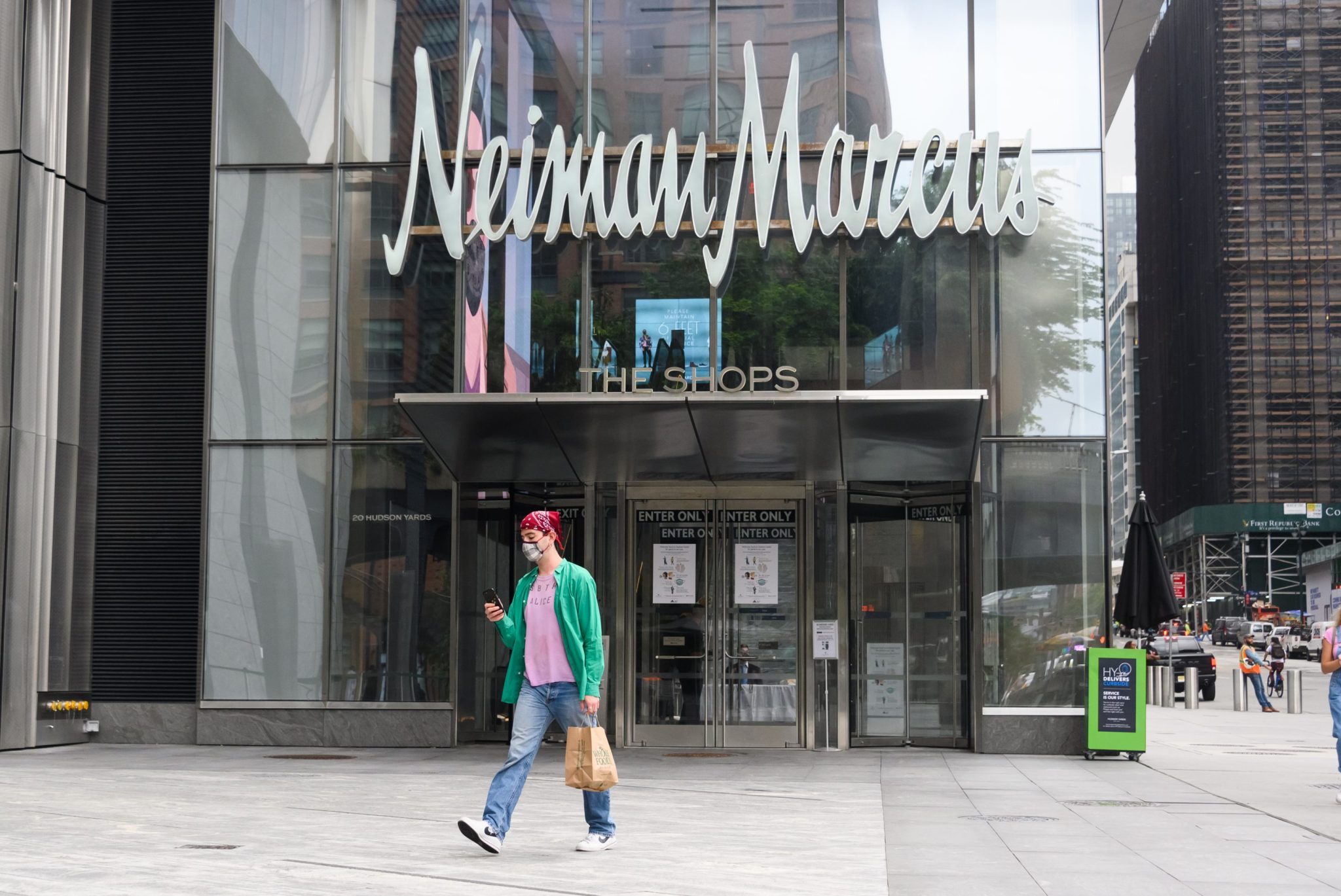 Neiman Marcus turns down $3 billion takeover offer from Saks