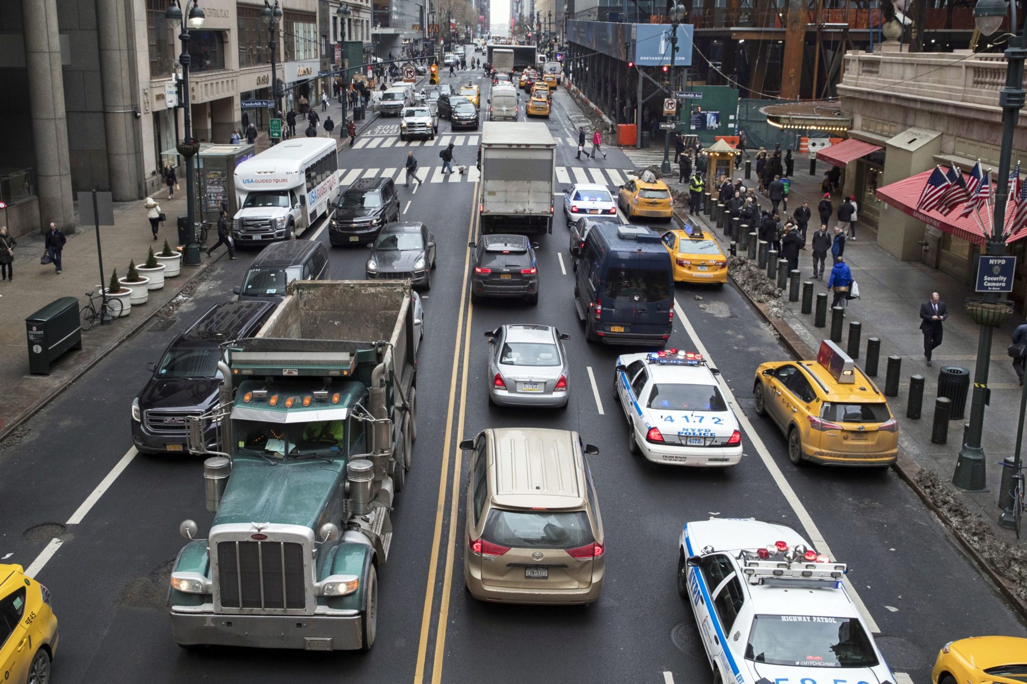 New York City unveils America’s first congestion pricing plan, charging most drivers $15 to enter Manhattan