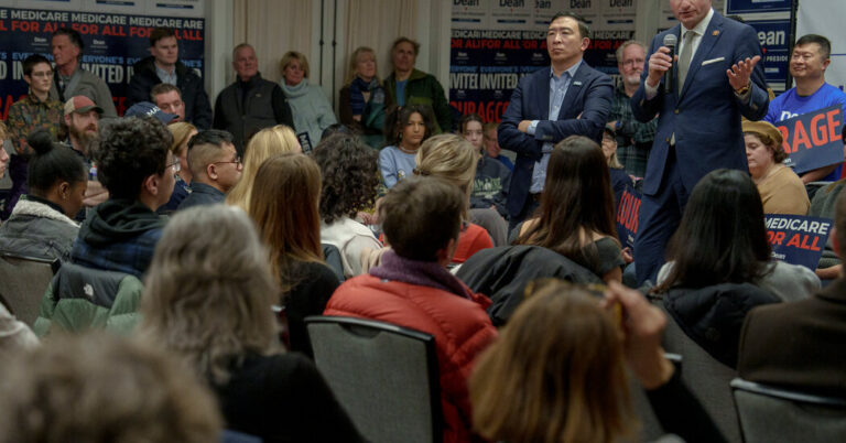 With Andrew Yang in Tow, Dean Phillips Finally Draws a Crowd