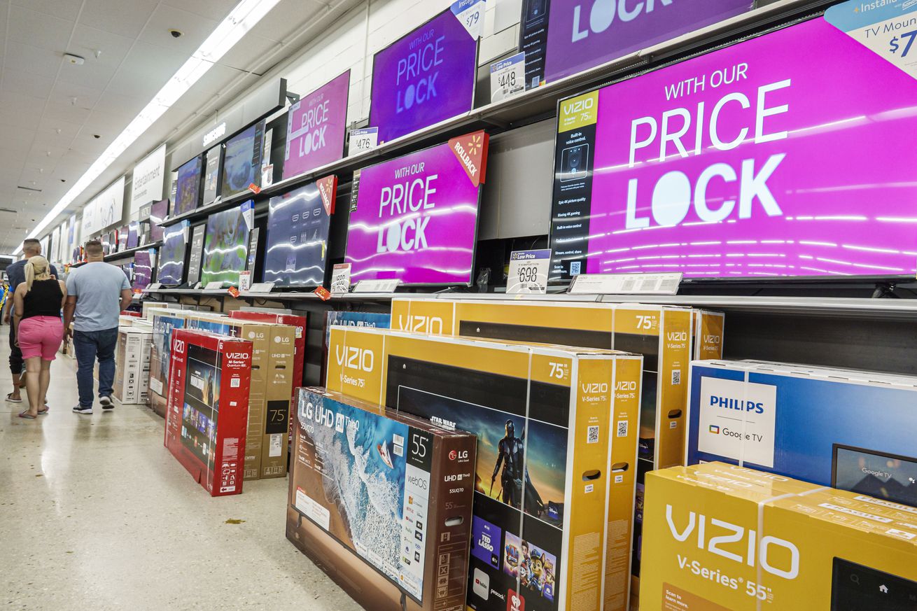 Walmart might buy Vizio to win the fight over cheap TVs
