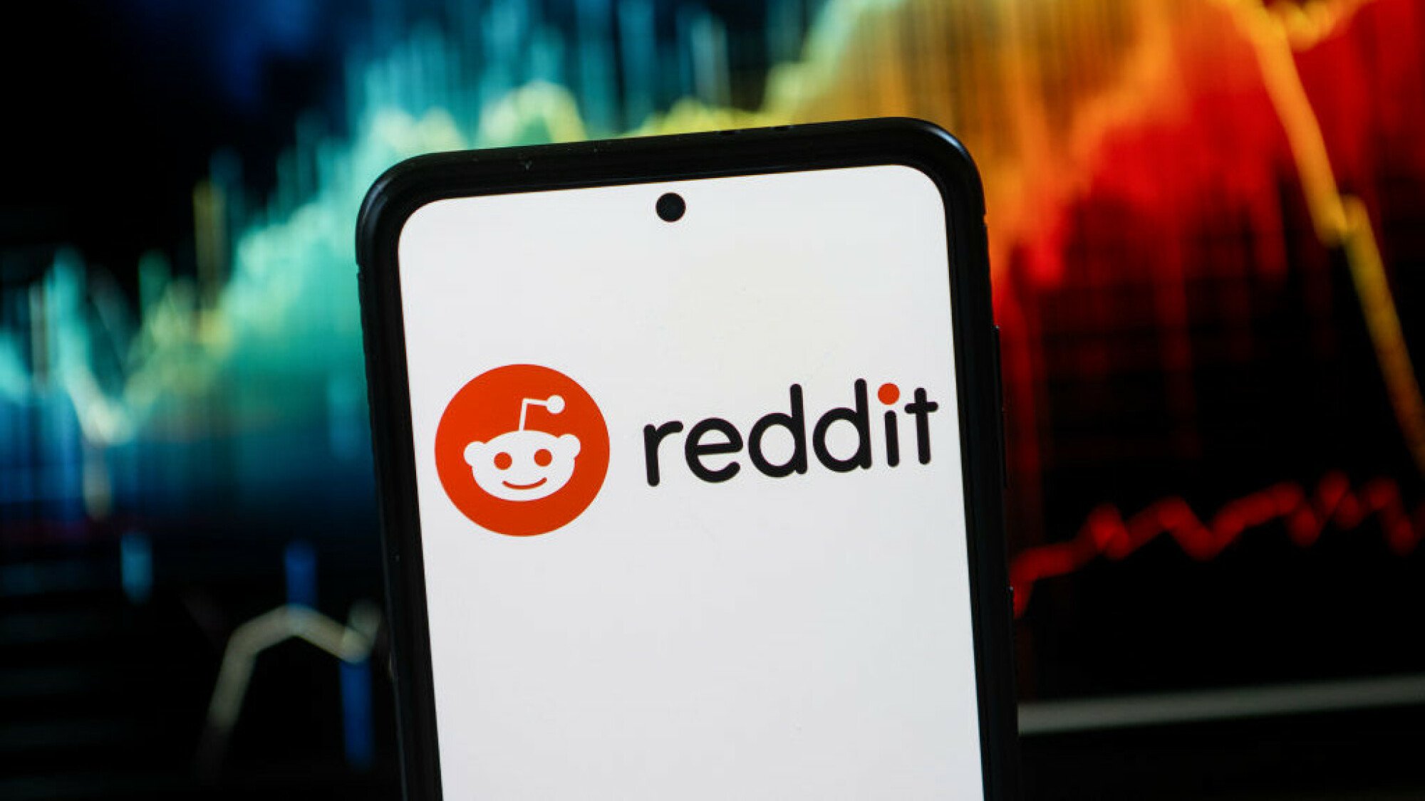Reddit prices IPO at $34 per share. r/wallstreetbets predicts it will tank.
