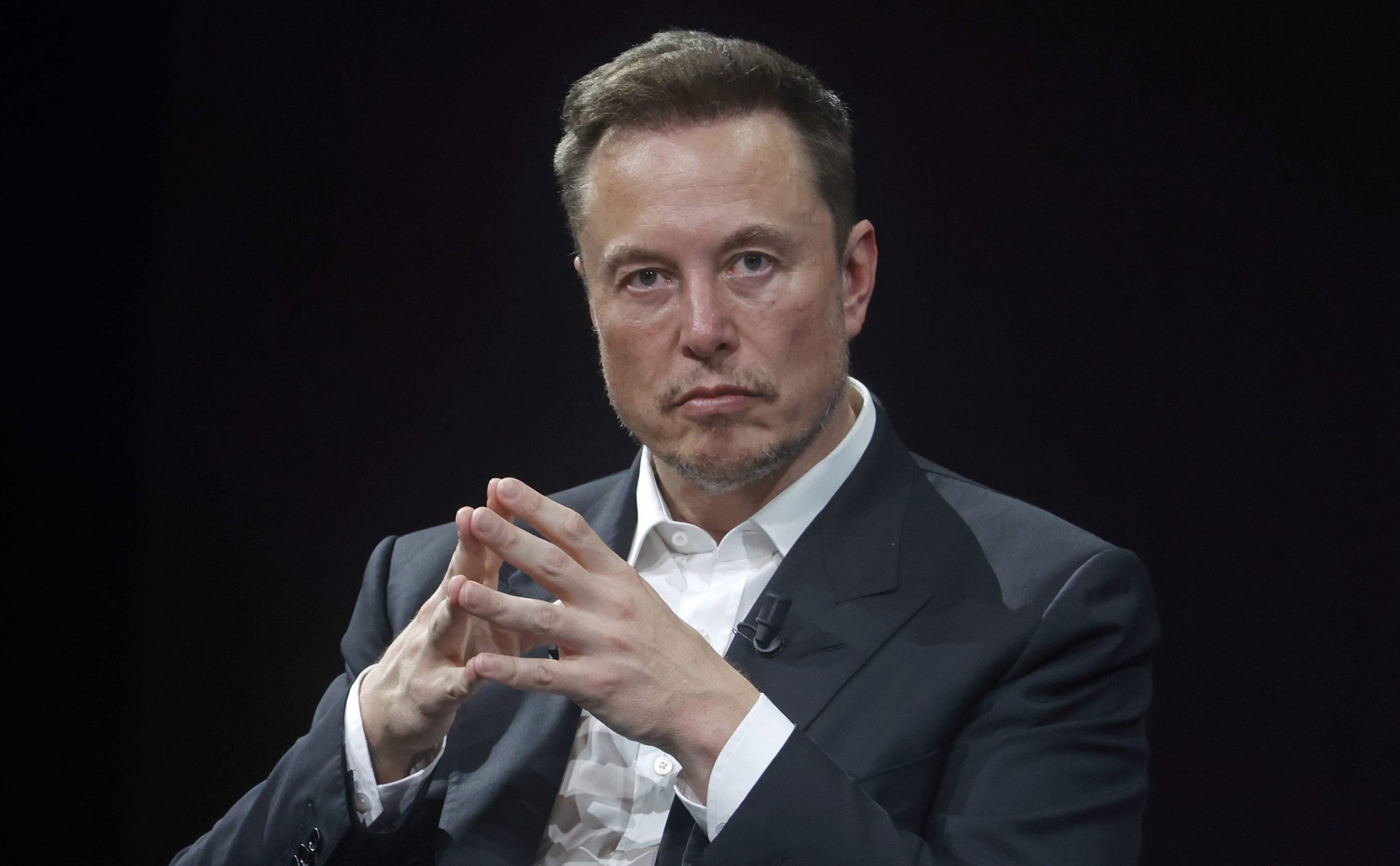 Elon Musk’s friends to help raise $3 billion for xAI