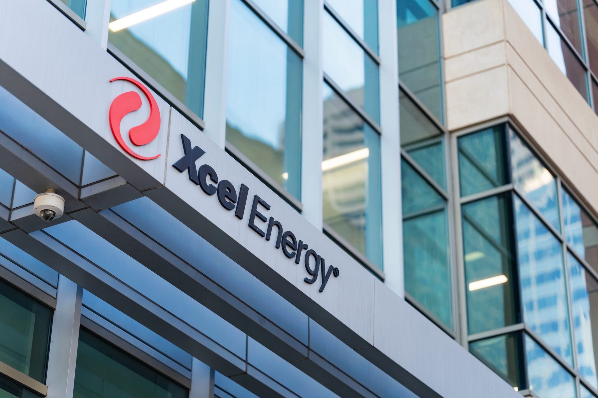 Xcel cuts power to Colorado customers amid wildfire risk